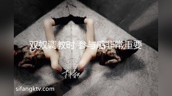 给女友刮阴毛，这样的骚穴耐人寻味，品尝起来一定好滋味！