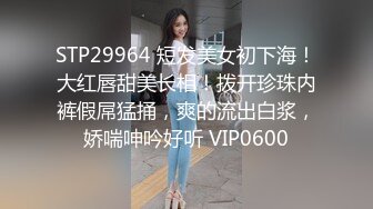 学生妹穿着JK在镜子面前被我爆操