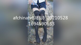 颜值小妹和套头男粉色裤头扒下一看白虎一线天开心吃屌无套啪啪