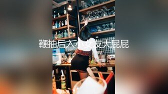 [福利版] 情爱小说家深夜在写小说,没想到却成了现实,被带到男人被窝里轮奸,大鸡巴都吃不过来