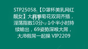  满背纹身萌萌哒双马尾美妞，无聊和炮友来一炮，特写深喉吸吮很卖力，主动上位骑乘，扶着屁股一顿猛操