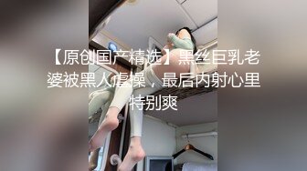 【新片速遞】   ✨拳交女孩无毛逼大号假鸡巴自慰，爆菊拳交40CM道具整根插入