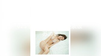  宾馆中中年夫妻一群啪啪做爱后入花样超多解锁征服熟女老婆