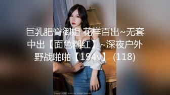 上海车展更衣室化妆间偷拍 两个漂亮车模换衣服隐形文胸里的两个圆圆的车头灯真漂亮,真想试驾这辆车