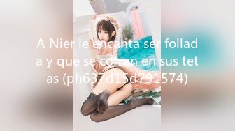 A Nier le encanta ser follada y que se corran en sus tetas (ph637d15d791574)