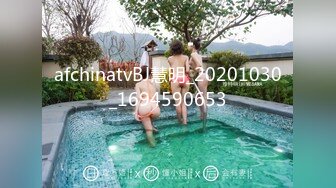  白虎巨乳草莓熊和男友大战300回合 无套拽头发后入